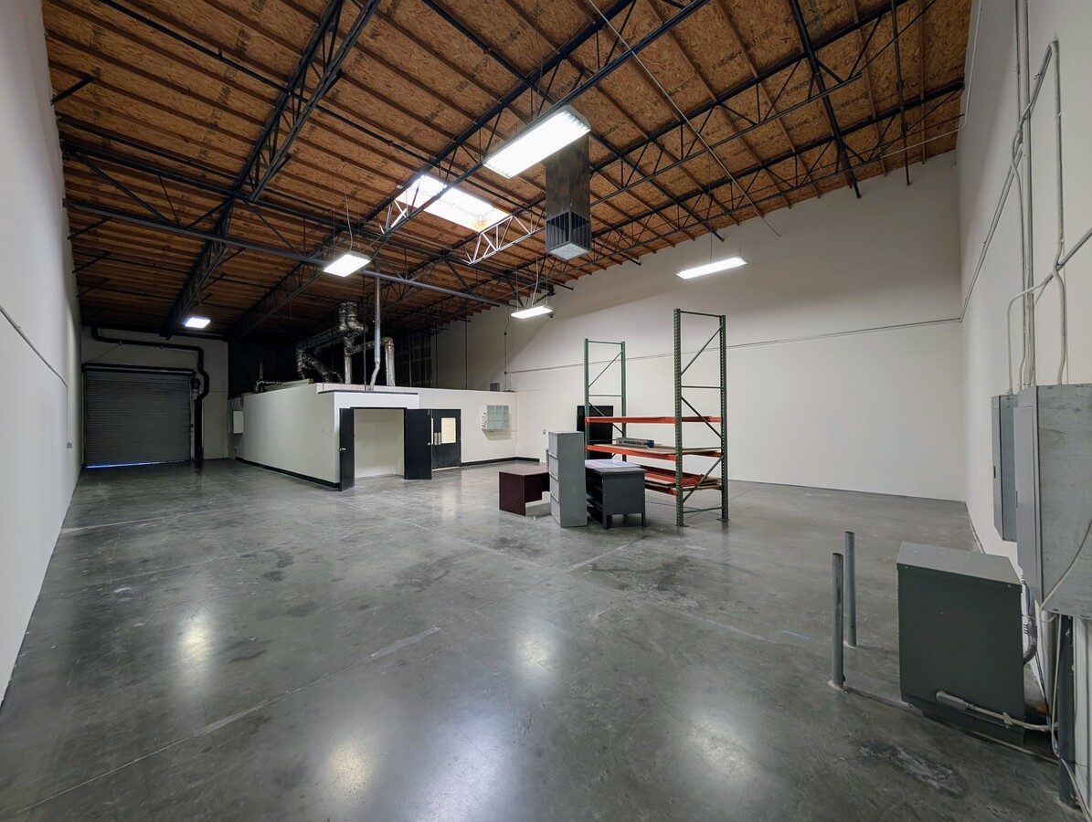42245 Remington Ave, Temecula, CA 92590 - Unit B-3 - - Interior Photo - Image 1 of 9
