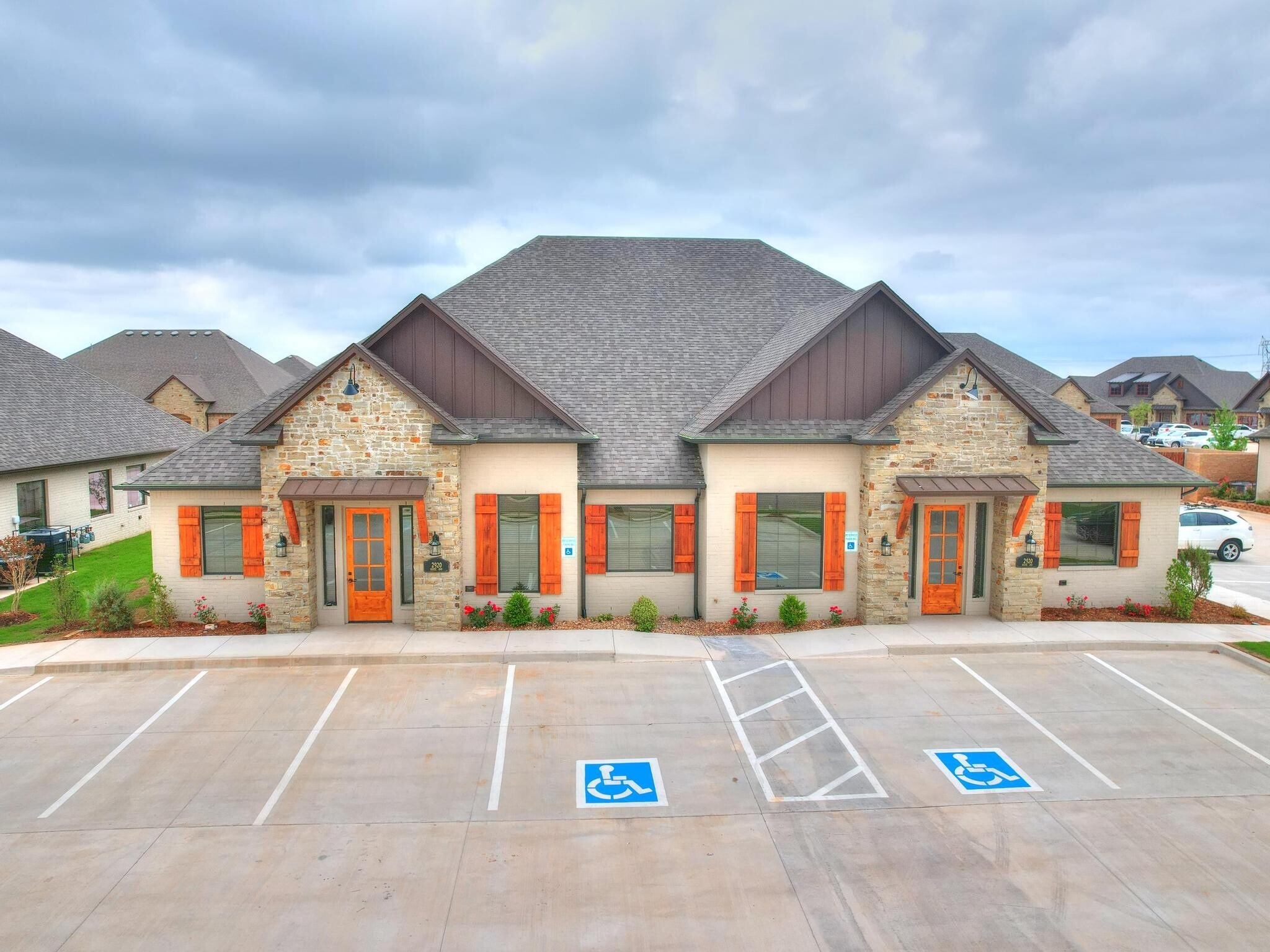 4331 Adams, Norman, OK for lease Primary Photo- Image 1 of 25