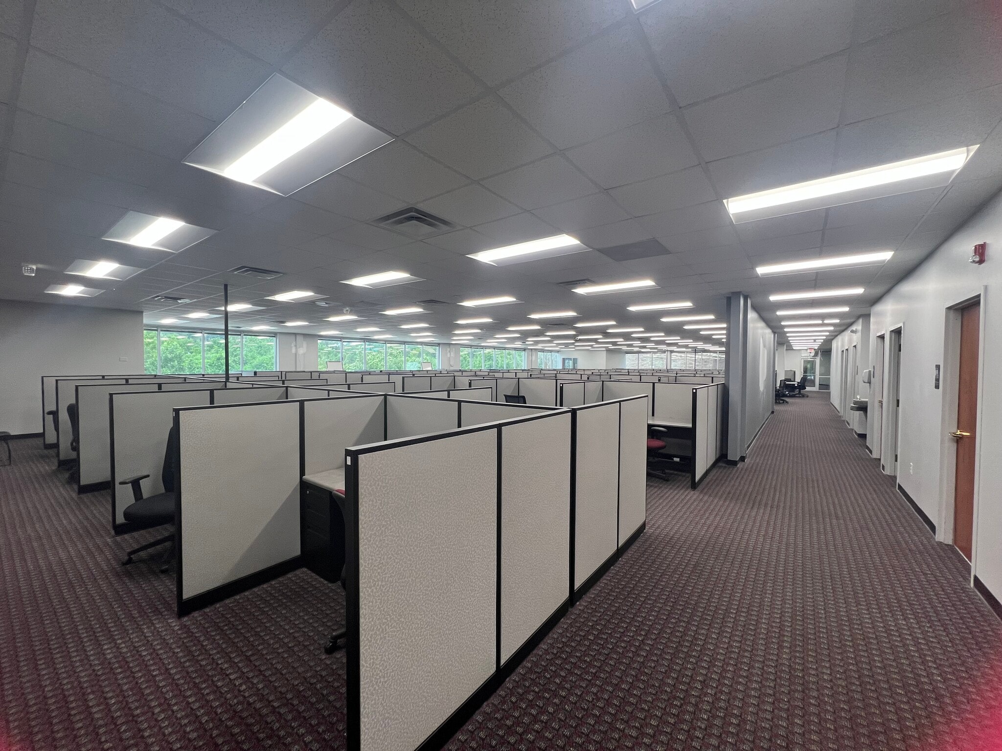 1440 NW Vivion Rd, Kansas City, MO for lease Interior Photo- Image 1 of 12