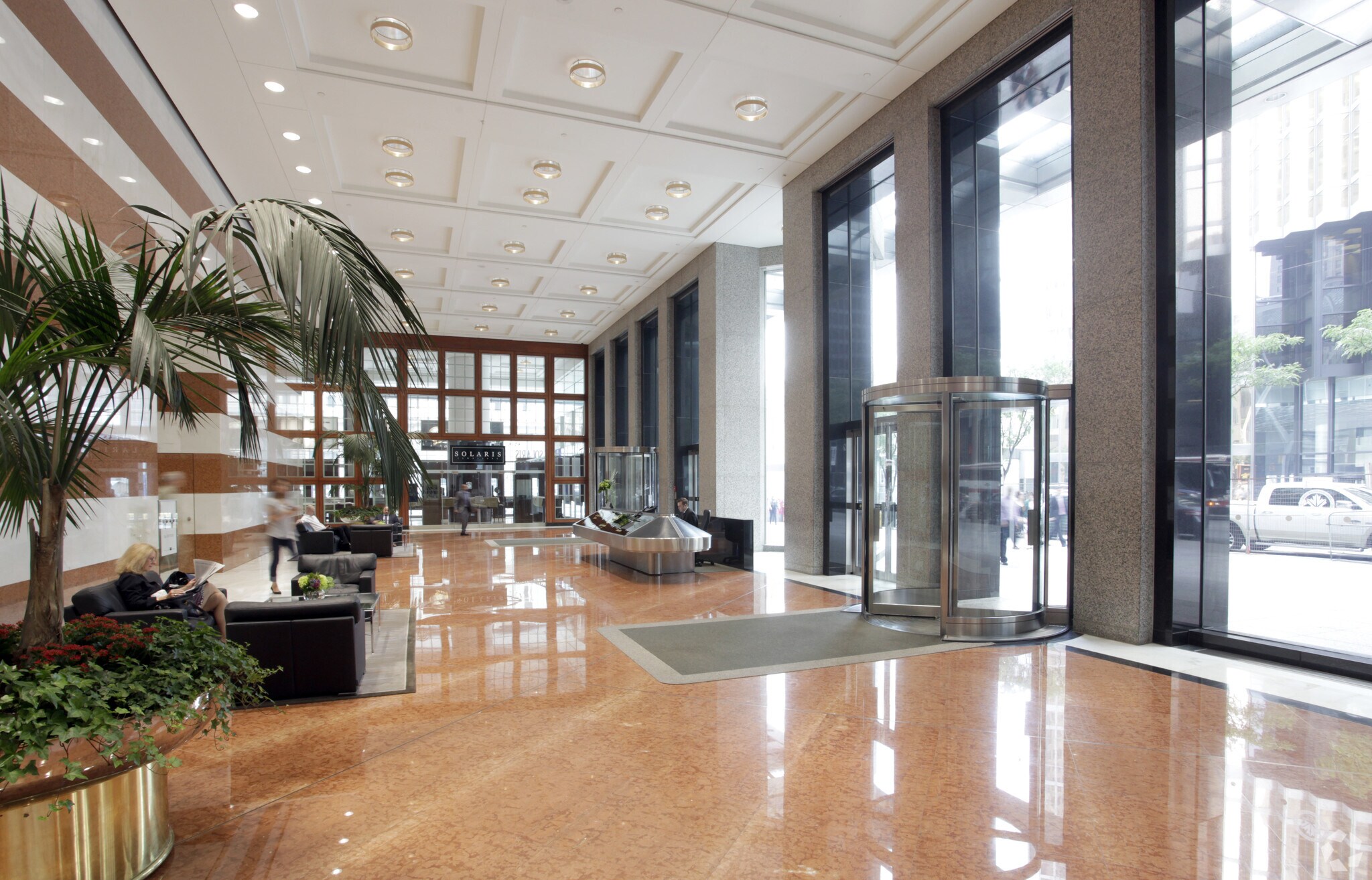 161 Bay St, Toronto, ON à louer Photo intérieure- Image 1 de 7