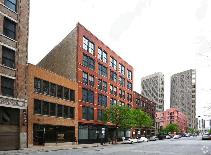 216 S Jefferson St, Chicago, IL à vendre - Photo du bâtiment - Image 2 de 60