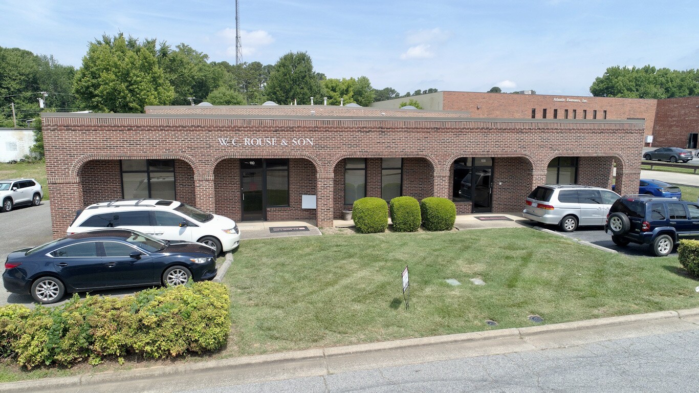 108-110 Longale Rd, Greensboro, NC for lease Building Photo- Image 1 of 6