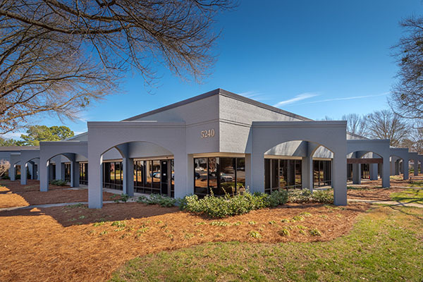 5240-5256 Greens Dairy Rd, Raleigh, NC for lease Building Photo- Image 1 of 6