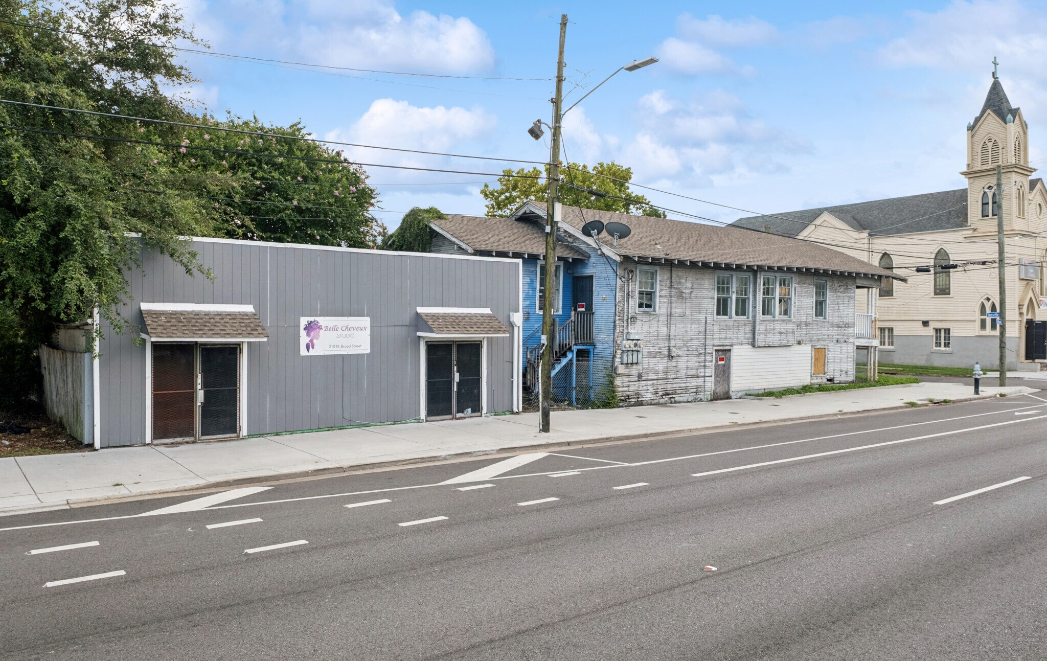 210 N Broad Ave, New Orleans, LA à vendre Photo du bâtiment- Image 1 de 3
