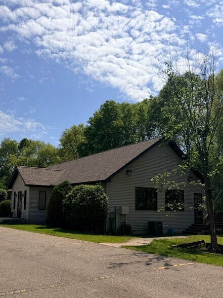 50744 25th St, Mattawan, MI à vendre - Photo du bâtiment - Image 2 de 4