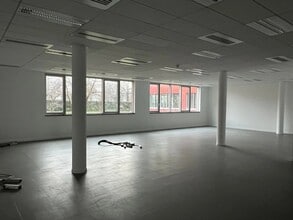 2 Rue René Caudron, Voisins-le-Bretonneux à louer Photo intérieure- Image 2 de 8