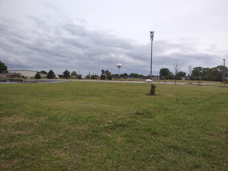 109-113 Prince Street, Warner Robins, GA for sale - Primary Photo - Image 1 of 5