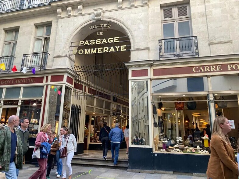 Commerce de détail dans Nantes à louer - Photo du bâtiment - Image 3 de 7