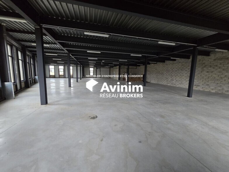 Office in Tremblay-en-France for sale - Interior Photo - Image 2 of 9