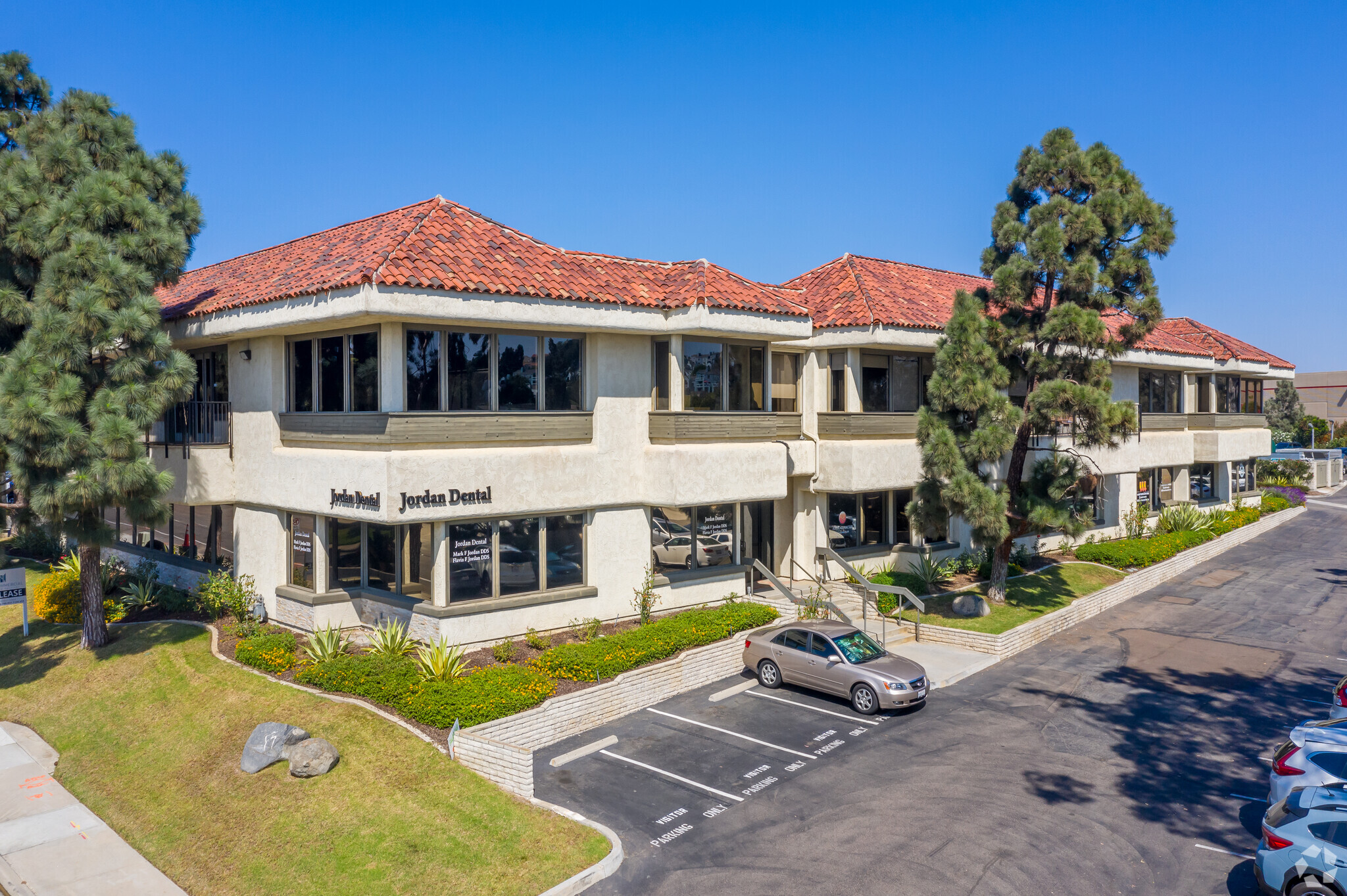 6120 Paseo del Norte, Carlsbad, CA for sale Primary Photo- Image 1 of 1