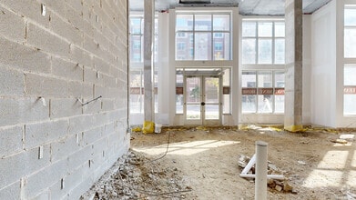 100 E Main St, Lewisville, TX à louer Numérisation 3D de Matterport- Image 1 de 15