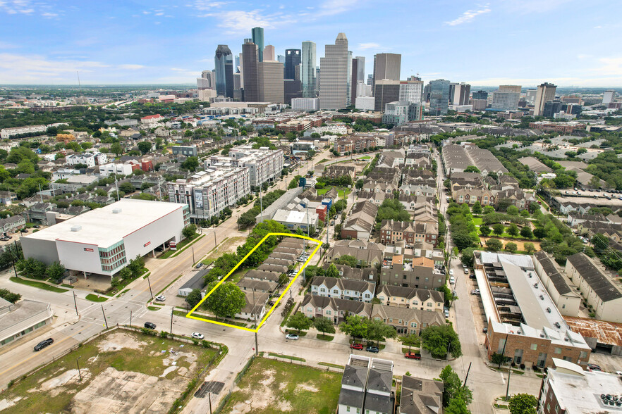 1709 Genesee St, Houston, TX for sale - Aerial - Image 1 of 8