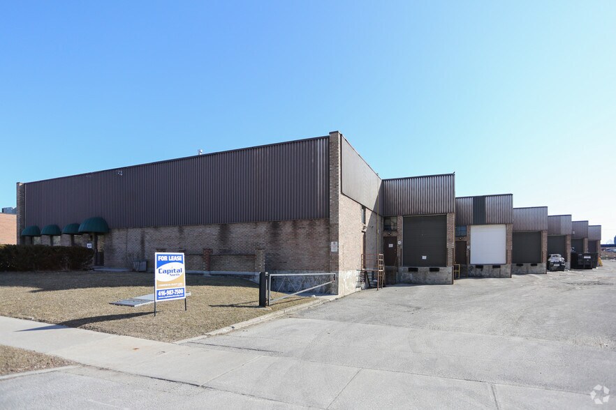 225 Limestone Cres, Toronto, ON à vendre - Photo principale - Image 1 de 1