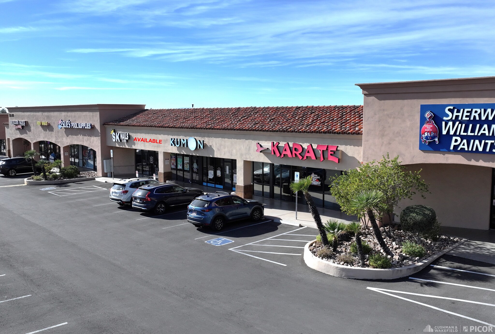 5665-5689 N Swan Rd, Tucson, AZ for lease Building Photo- Image 1 of 8