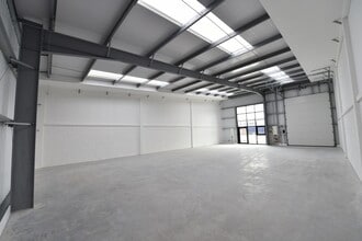 271 Rossendale Rd, Burnley for lease Interior Photo- Image 2 of 6