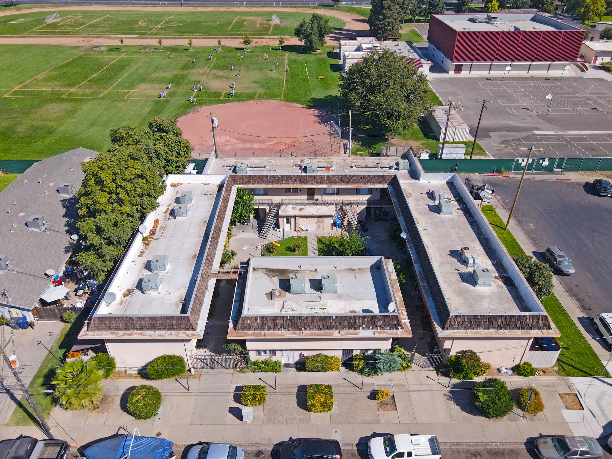 961 Wakefield Rd, Turlock, CA à vendre Photo du bâtiment- Image 1 de 8