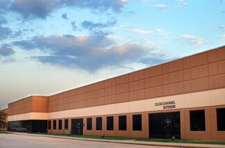 Plus de détails pour 4131-4163 109th St, Urbandale, IA - Local d'activités à louer