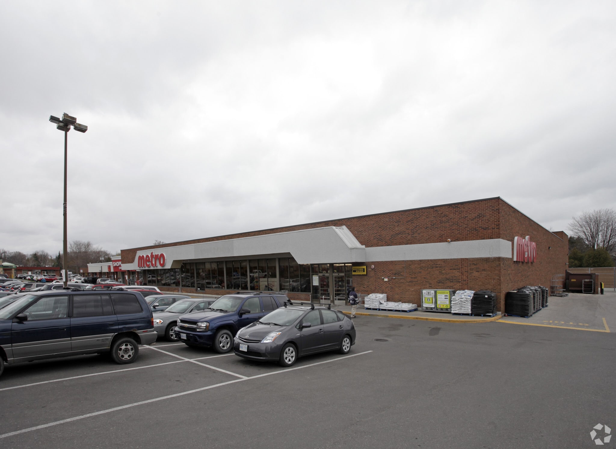 261-301 Port Union Rd, Toronto, ON à louer Photo du bâtiment- Image 1 de 30
