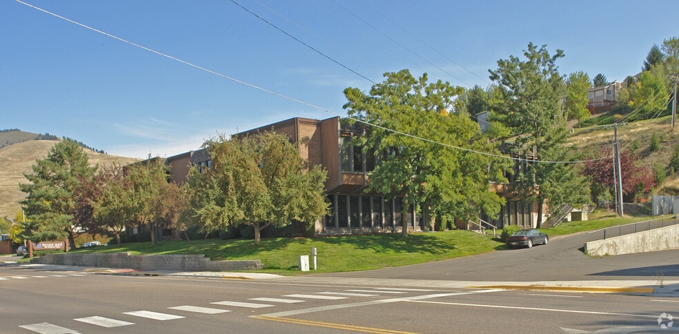 619 SW Higgins Ave, Missoula, MT for sale - Primary Photo - Image 1 of 3