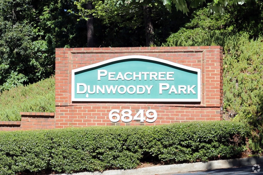 6849 Peachtree Dunwoody Rd NE, Atlanta, GA for lease - Building Photo - Image 3 of 14