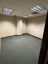 750 2nd St NE, Hopkins, MN for lease Interior Photo- Image 2 of 8