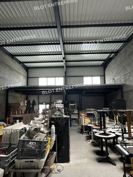 Industrial in Cesson-Sévigné for lease - Interior Photo - Image 3 of 8