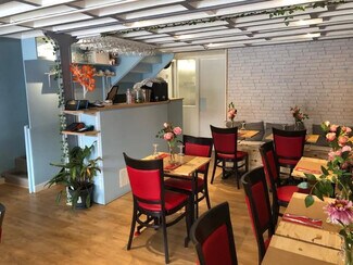 Plus de détails pour Commerce de détail à vendre