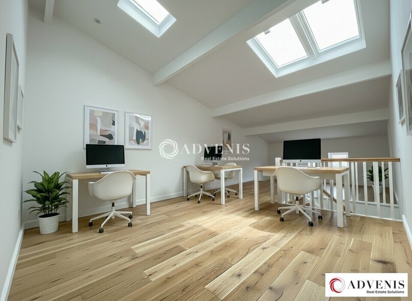 Office in Bordeaux for sale - Interior Photo - Image 2 of 7
