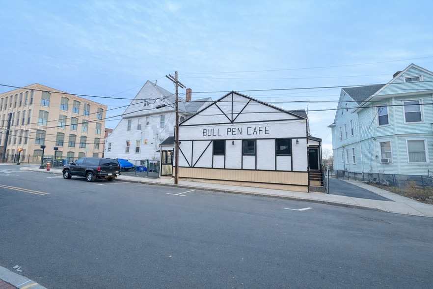 231 Hamilton St, Hartford, CT for sale - Building Photo - Image 2 of 4