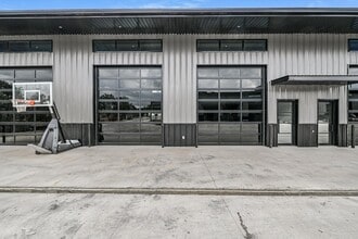 451 Farrell Rd, Dripping Springs, TX à louer Photo intérieure- Image 1 de 18