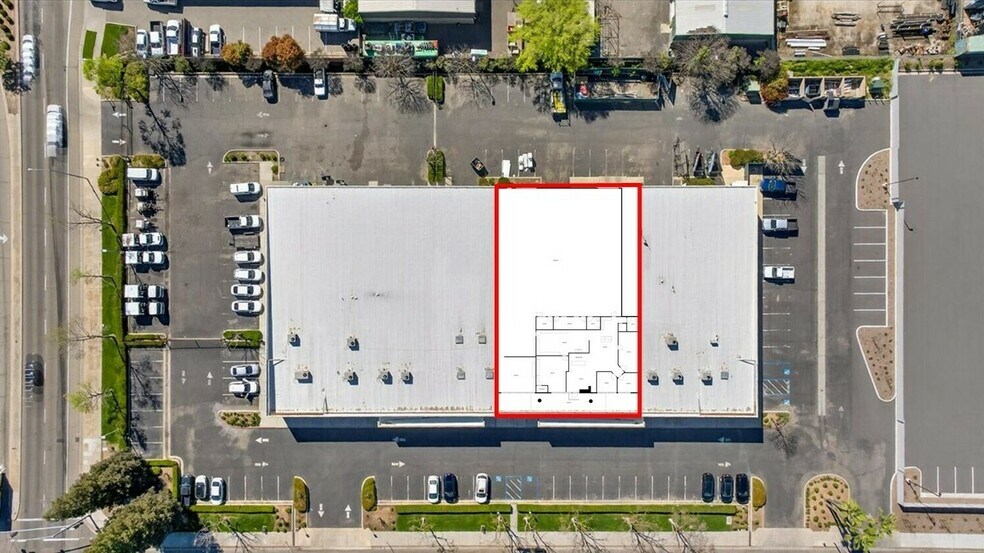 2695 N Fowler Ave, Fresno, CA à louer - Photo du bâtiment - Image 3 de 38