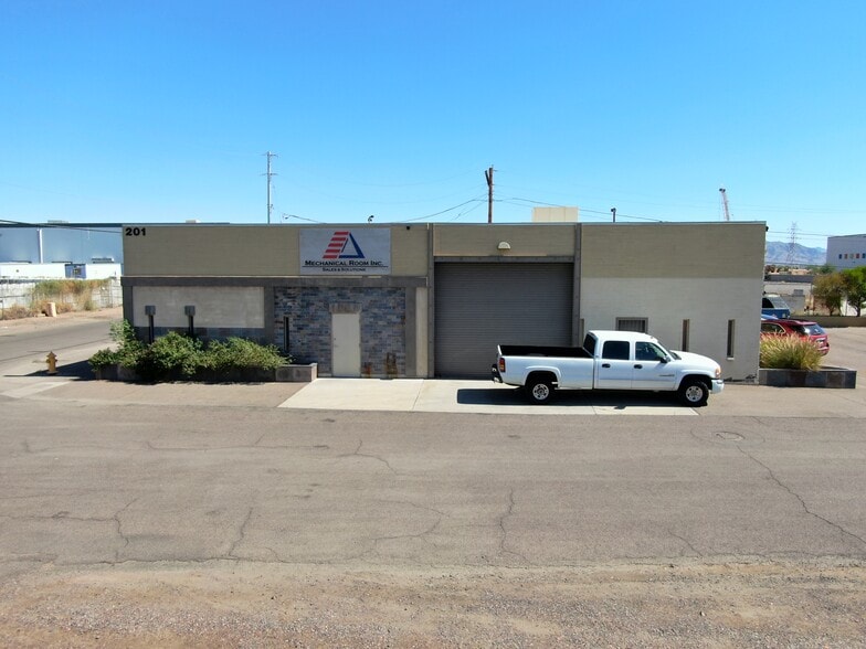 201 W Gibson Ln, Phoenix, AZ for sale - Primary Photo - Image 1 of 2