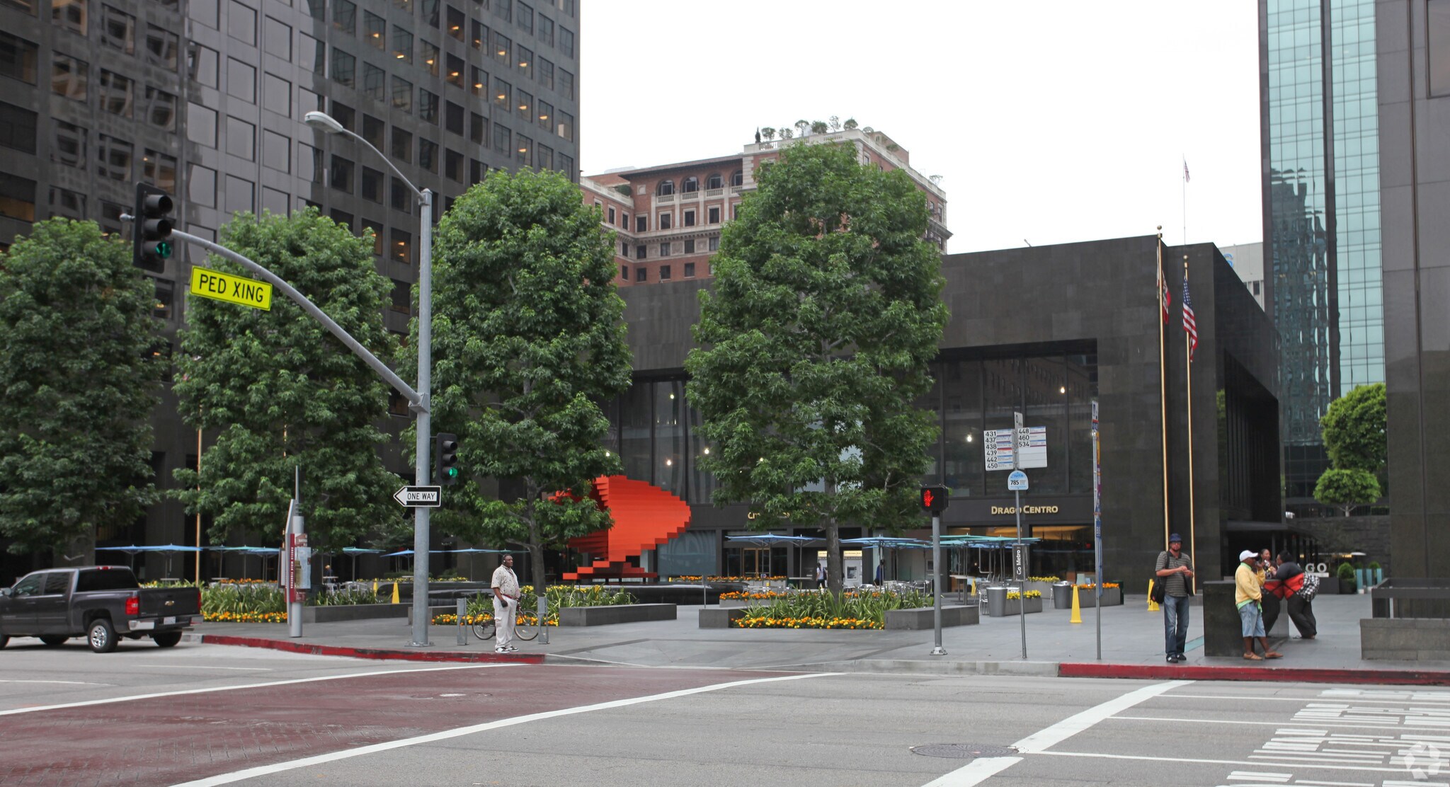 505-555 S Flower St, Los Angeles, CA à louer Photo du bâtiment- Image 1 de 6