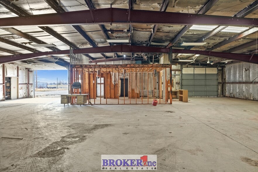 7712 W Yellowstone Hwy, Casper, WY for lease - Building Photo - Image 3 of 5