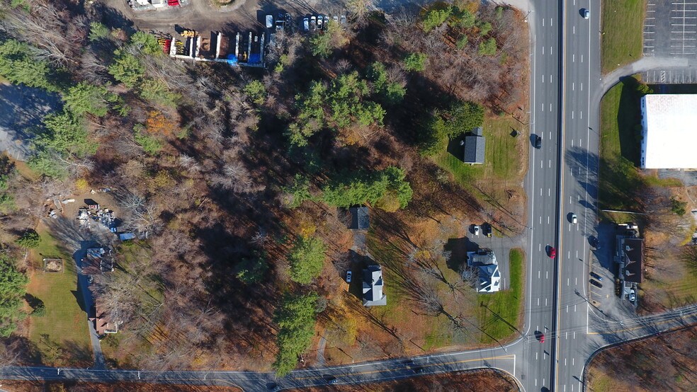 171 Milk St & 221-223 Turnpike Rd portefeuille de 3 propriétés à vendre sur LoopNet.ca - Photo du bâtiment - Image 2 de 6