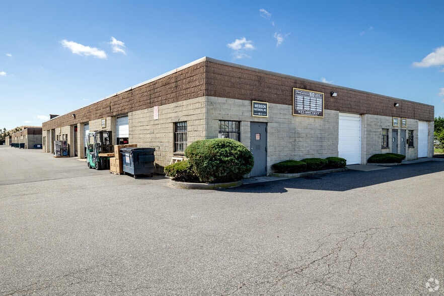 60 S 2nd St, Deer Park, NY for lease - Primary Photo - Image 1 of 5