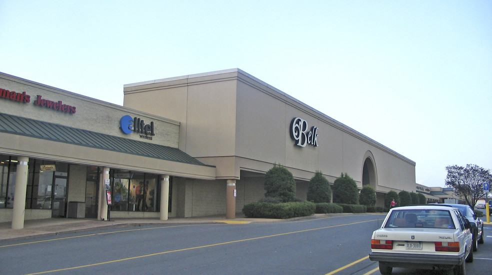 735 Dominion Sq, Culpeper, VA for lease - Building Photo - Image 1 of 1