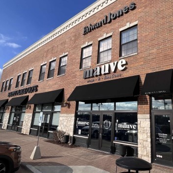 1136-1144 W Jefferson St, Shorewood, IL for lease - Building Photo - Image 2 of 4