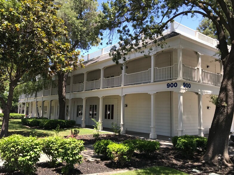900 Howe Ave, Sacramento, CA à louer - Photo du bâtiment - Image 2 de 7