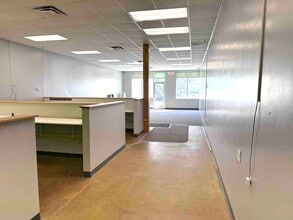 609-621 Locust St, Monticello, MN for lease Interior Photo- Image 2 of 2