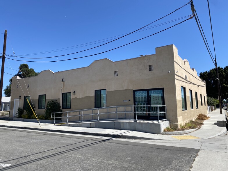 19104 Norwalk Blvd, Artesia, CA for lease - Building Photo - Image 1 of 14