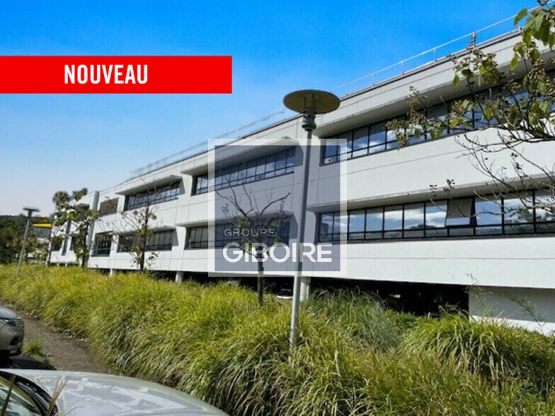 Office in Rennes for lease - Building Photo - Image 1 of 9