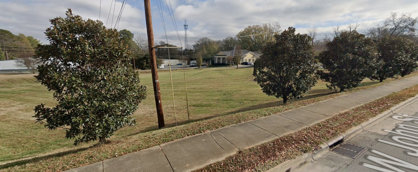 644 John st, Matthews, NC for sale Primary Photo- Image 1 of 2