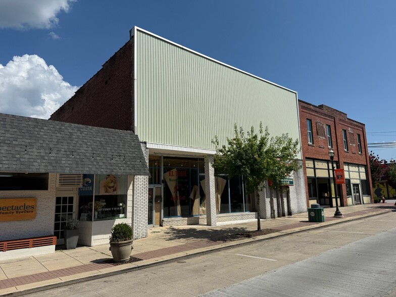 235 S Cedar Ave, South Pittsburg, TN for sale - Building Photo - Image 2 of 10