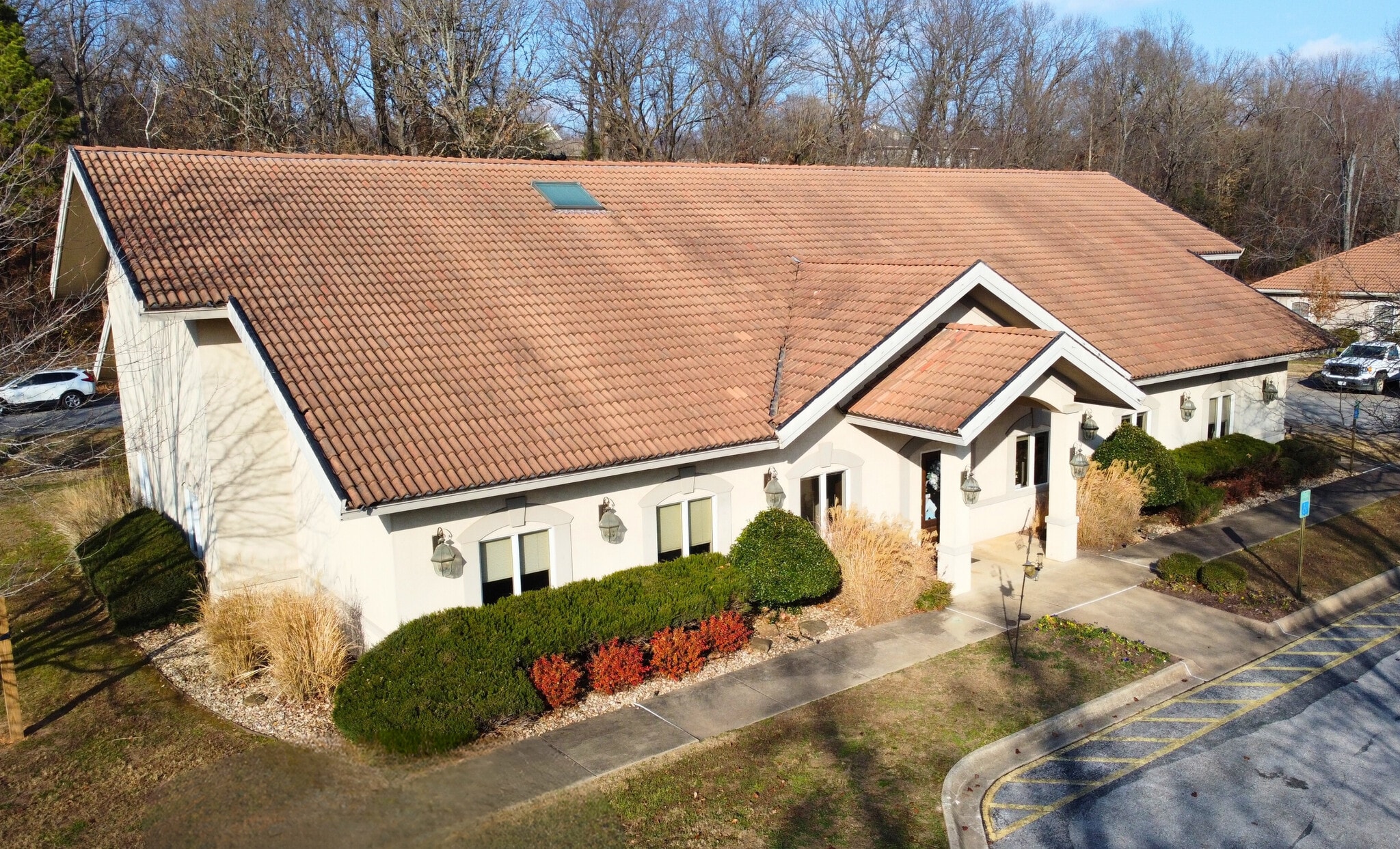5311 W Village Pky, Rogers, AR à louer Photo du bâtiment- Image 1 de 8
