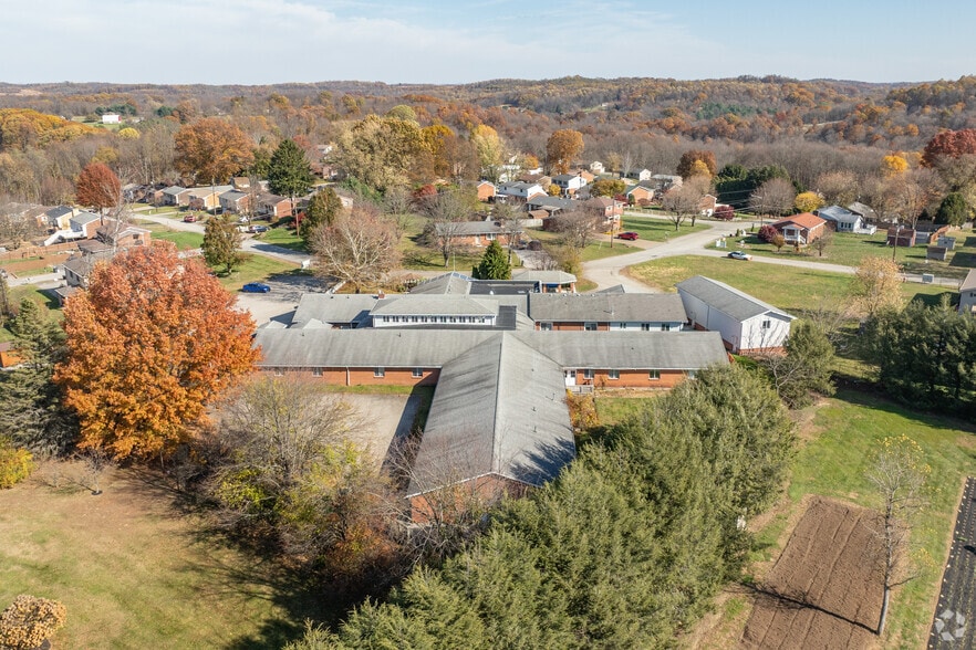 105 Sandra Dr, Delmont, PA for sale - Building Photo - Image 3 of 5