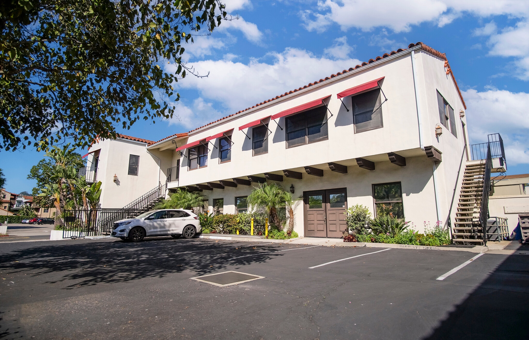 614 Santa Barbara St, Santa Barbara, CA for lease Building Photo- Image 1 of 8