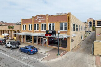 Plus de détails pour 211-215 E Hutchison St, San Marcos, TX - Bureau/Commerce de détail à louer