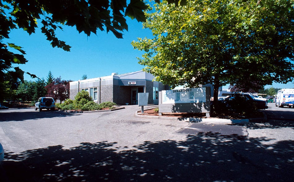 1020 S 344th St, Federal Way, WA à louer - Photo du bâtiment - Image 2 de 21