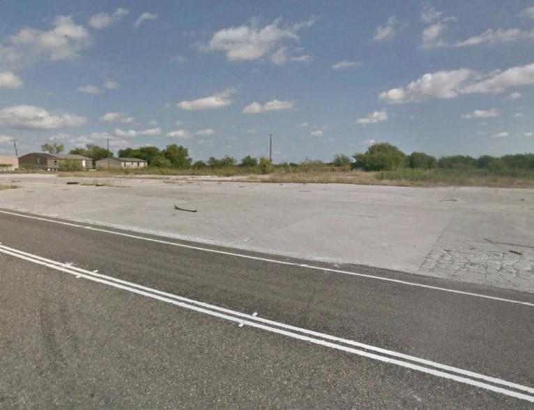 3300 N I-35, Gainesville, TX for sale - Building Photo - Image 2 of 3